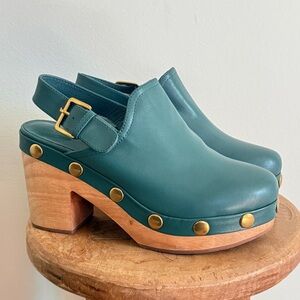 NWOT Charlotte Stone Hari Clogs Jade
